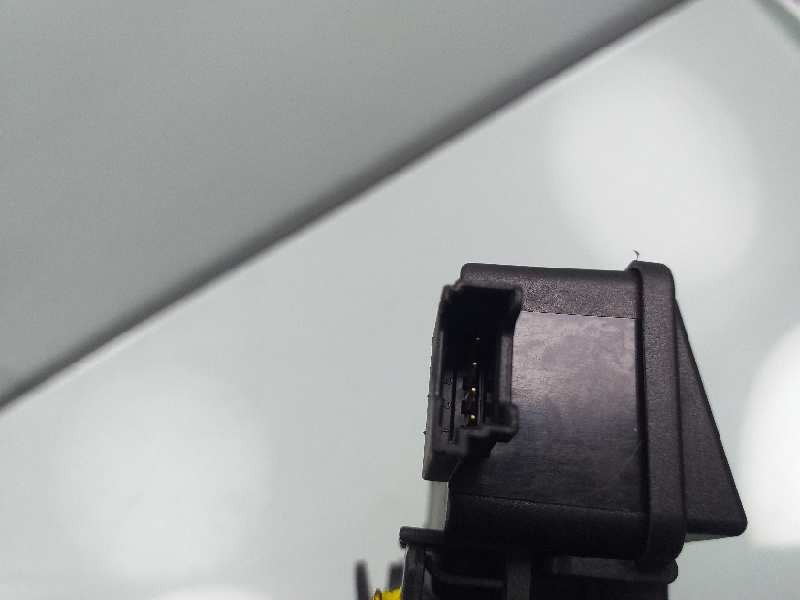 Recambio de cerradura maletero / porton para bmw serie 3 berlina (e90) 335i referencia OEM IAM 7840617  