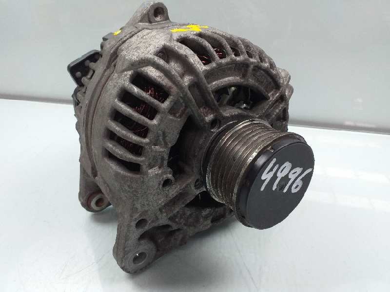 Recambio de alternador para renault kangoo furgón confort referencia OEM IAM 8200660034A 0124525139 