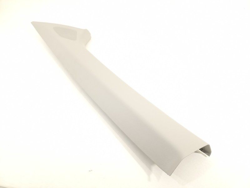 Recambio de moldura para seat arona xperience referencia OEM IAM 6F9867233  