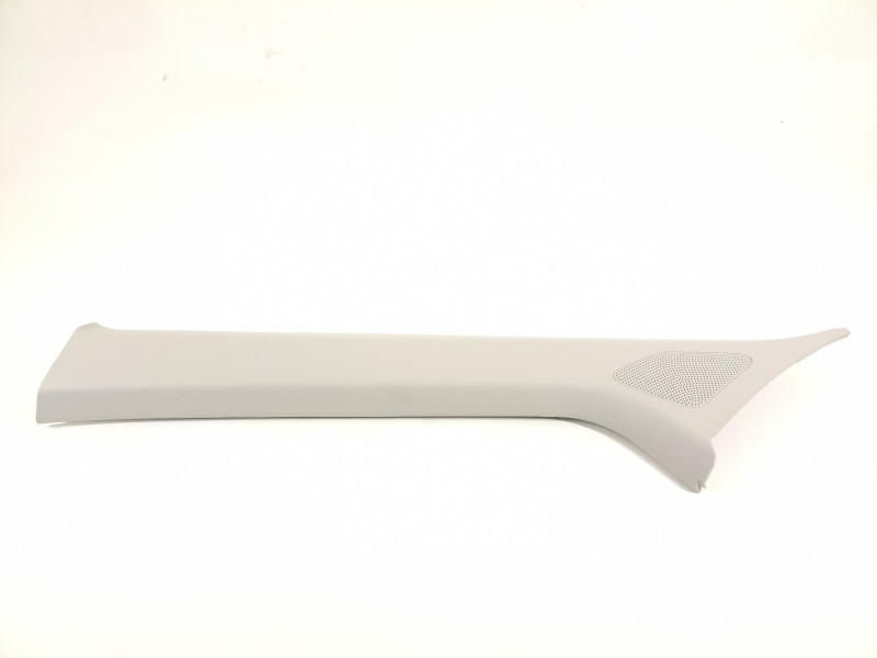 Recambio de moldura para seat arona xperience referencia OEM IAM 6F9867233  