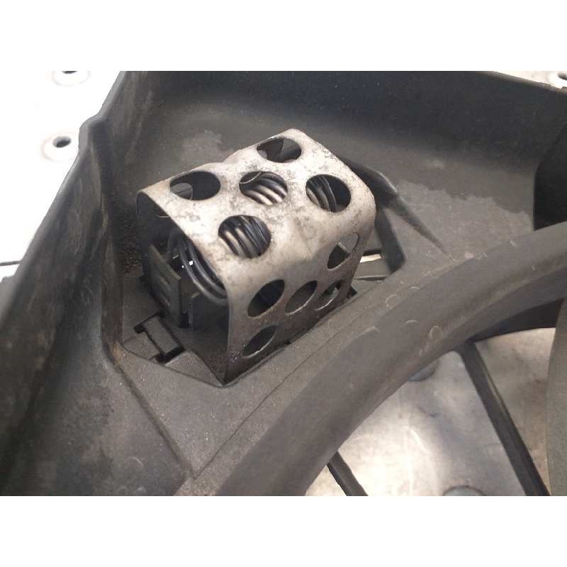 Recambio de electroventilador para renault kangoo furgón confort referencia OEM IAM 8200427466B  