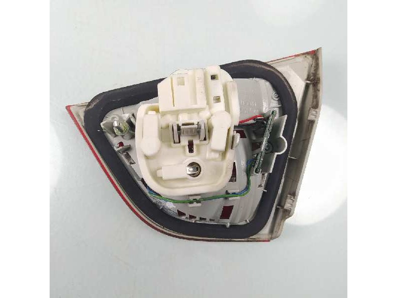 Recambio de piloto trasero izquierdo en porton para bmw serie 3 berlina (e90) 335i referencia OEM IAM 63214871733 7289427 