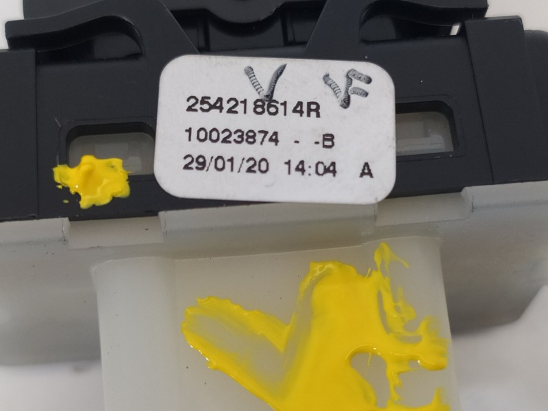 Recambio de mando elevalunas delantero derecho para dacia duster ii prestige 4wd referencia OEM IAM 254218614R  