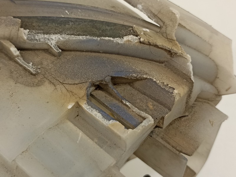 Recambio de faro derecho para smart coupe pulse referencia OEM IAM 0301088314  