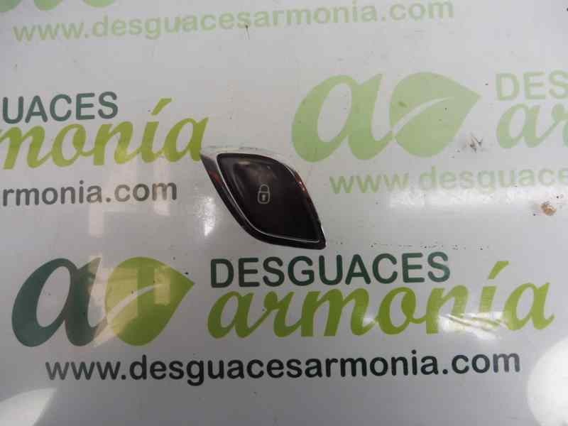 Recambio de mando multifuncion para citroën c3 exclusive referencia OEM IAM 96656596XU  