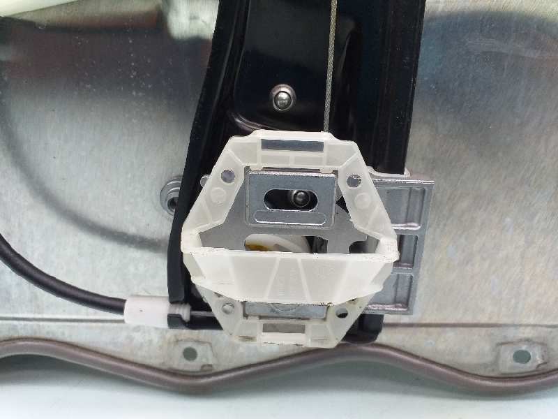 Recambio de elevalunas trasero izquierdo para mercedes-benz clase s (w221) berlina 500 l (221.171) referencia OEM IAM A221820310