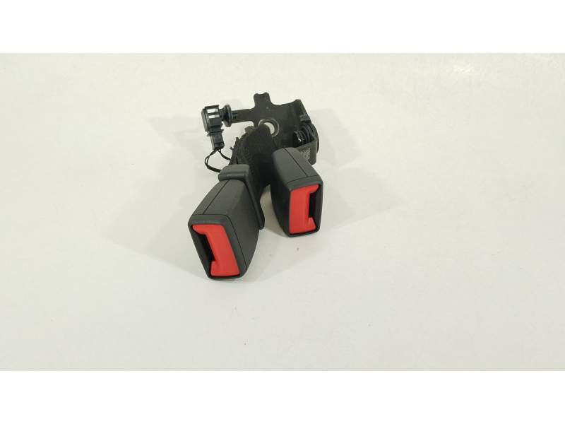 ENGANCHE CINTURON TRASERO CENTRAL 6F0857739B 