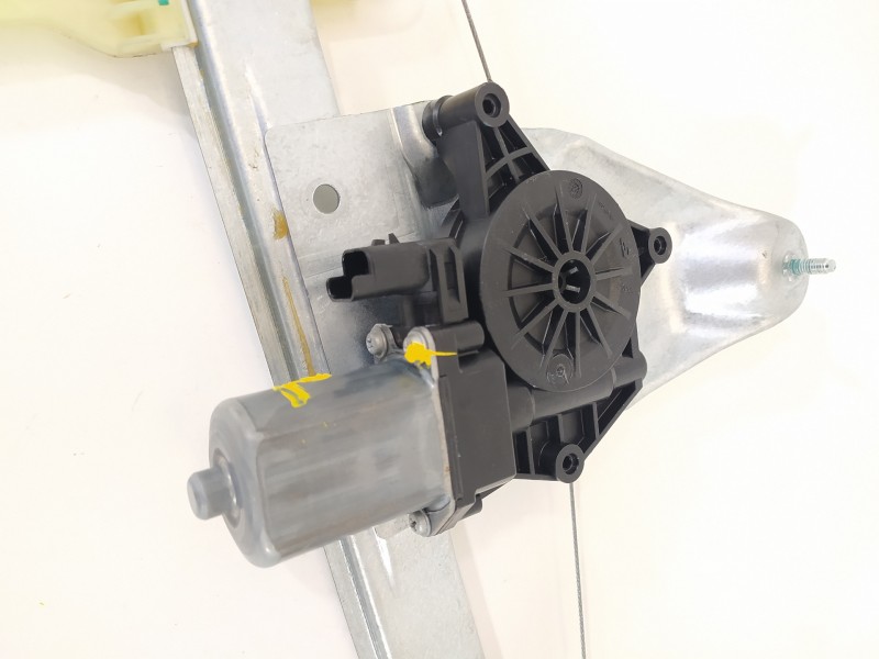 Recambio de elevalunas delantero derecho para dacia duster ii prestige 4wd referencia OEM IAM 807201952R 128001891D 