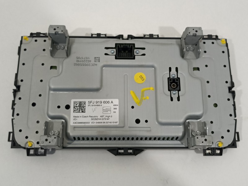 Recambio de pantalla multifuncion para seat arona xperience referencia OEM IAM 5FJ919606A A3C0966590003 