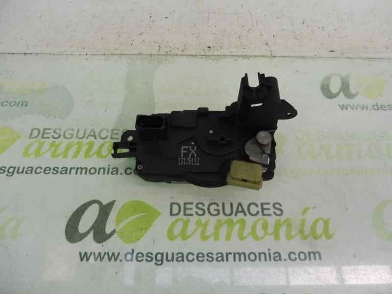 Recambio de cerradura puerta delantera derecha para opel astra h berlina essentia referencia OEM IAM 13128112  