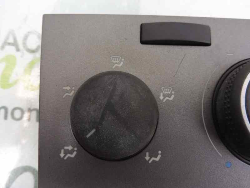 Recambio de mando climatizador para opel astra h berlina essentia referencia OEM IAM 13122965 90151242 