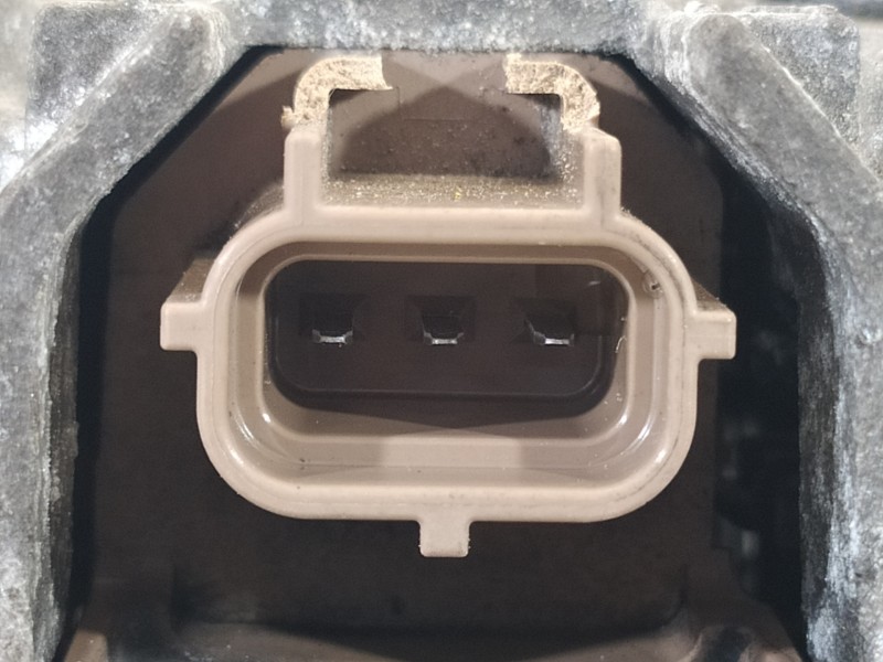 Recambio de alternador para ford fiesta (cbk) ghia referencia OEM IAM 2S6T10300DB A005TA7792 