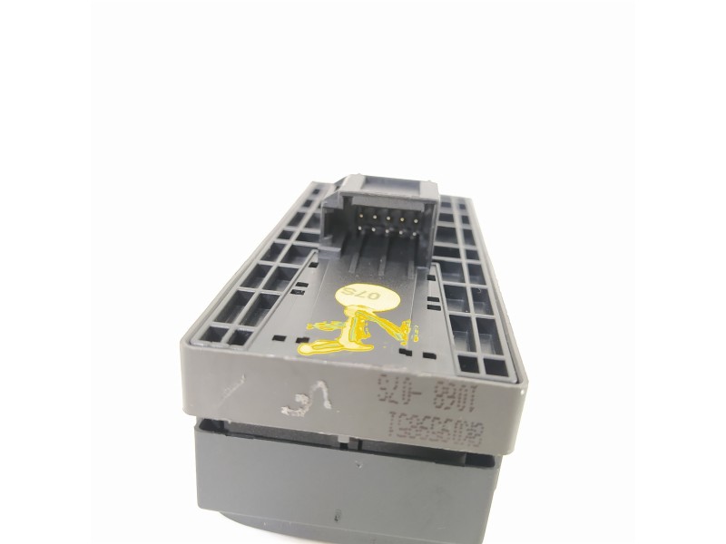 Recambio de mando elevalunas delantero izquierdo para audi a4 ber. (b8) básico referencia OEM IAM 8K0959851  