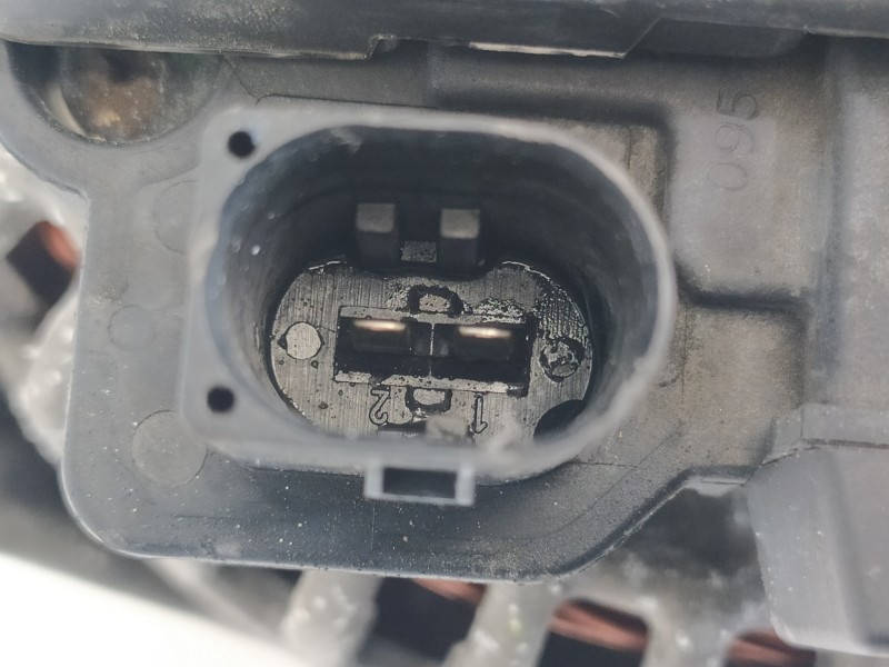 Recambio de alternador para mercedes-benz clase sl (w230) roadster 500 (230.475) referencia OEM IAM A0121541302 0124615012 