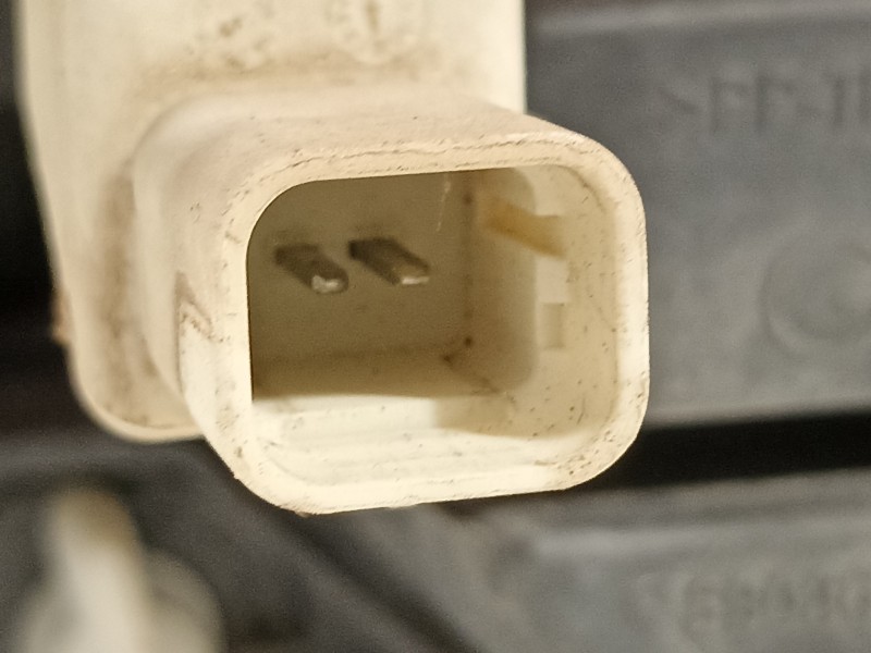 Recambio de piloto trasero izquierdo para renault megane ii berlina 5p confort dynamique referencia OEM IAM 8200413214  