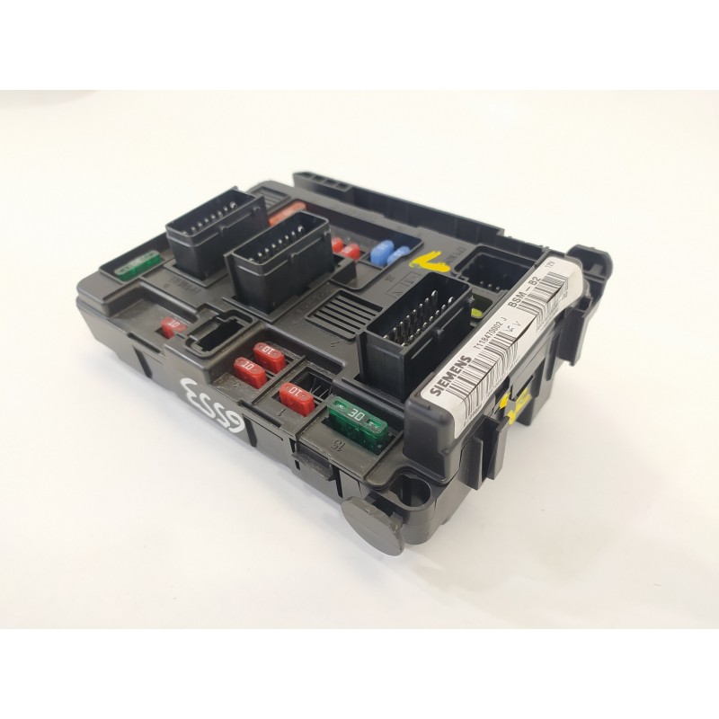 Recambio de caja reles / fusibles para citroën berlingo 1.9 d sx plus familiar referencia OEM IAM 9650618580 BSMB2 