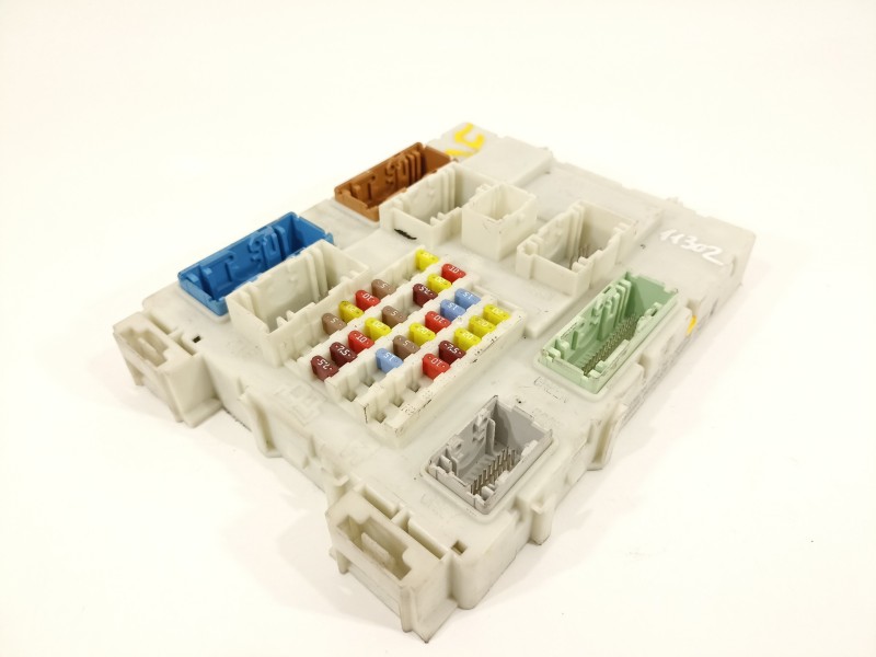 Recambio de caja reles / fusibles para ford focus lim. business referencia OEM IAM DV6T14A073BF  