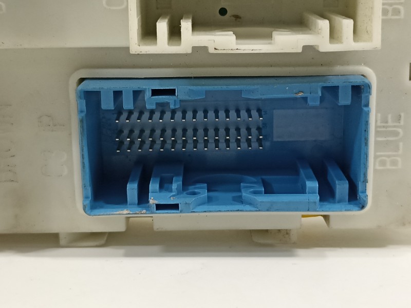 Recambio de caja reles / fusibles para ford focus lim. business referencia OEM IAM DV6T14A073BF  