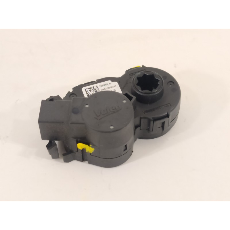Recambio de motor apertura trampillas climatizador para dacia duster ii prestige 4wd referencia OEM IAM T32096B HAC120VLG7 