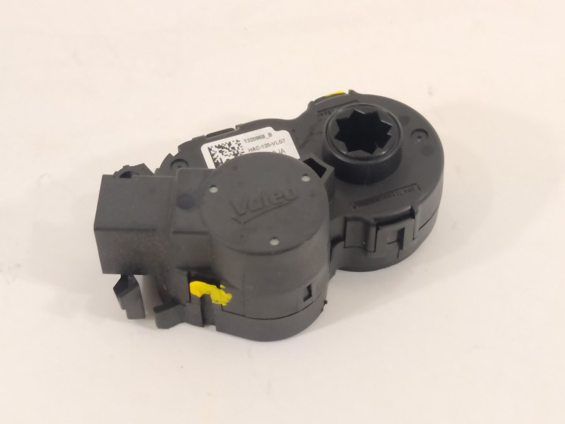 Recambio de motor apertura trampillas climatizador para dacia duster ii prestige 4wd referencia OEM IAM T32096B HAC120VLG7 