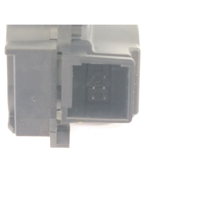 Recambio de motor apertura trampillas climatizador para dacia duster ii prestige 4wd referencia OEM IAM T32096B HAC120VLG7 