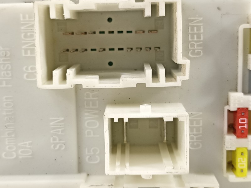 Recambio de caja reles / fusibles para ford focus lim. business referencia OEM IAM DV6T14A073BF  