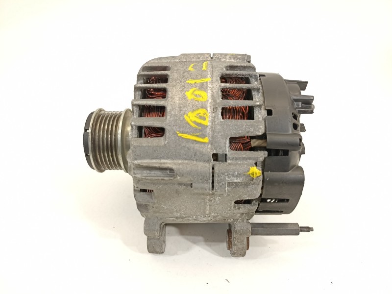 Recambio de alternador para volkswagen golf vi (5k1) rabbit bluemotion referencia OEM IAM 03L903023A  