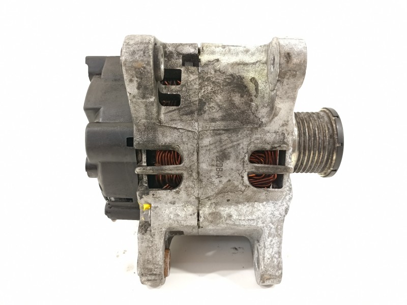 Recambio de alternador para renault trafic iii (f82) l1h1 l1h1 2,7t referencia OEM IAM 231002387R CGB11534 