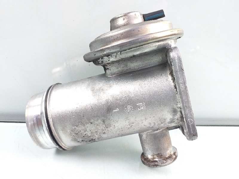 Recambio de valvula egr para bmw serie 1 berlina (e81/e87) 118d referencia OEM IAM 7792077 70051200 