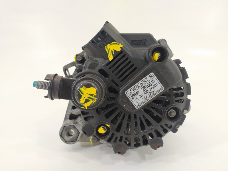 Recambio de alternador para kia rio basic referencia OEM IAM 373002A401 2616010 