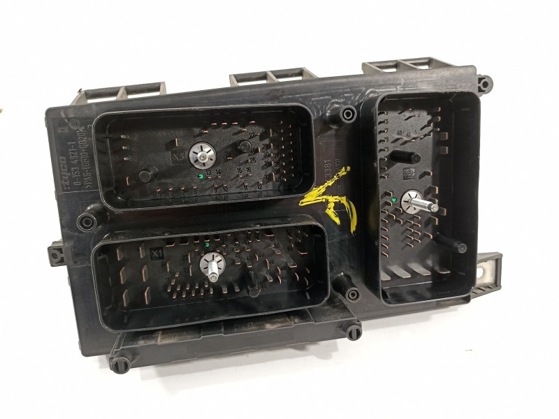 Recambio de caja reles / fusibles para opel astra h berlina cosmo referencia OEM IAM 13206754 5DK00866838 