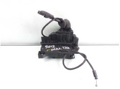 Recambio de cerradura puerta trasera izquierda para renault megane iii berlina 5 p dynamique referencia OEM IAM 825030002R  