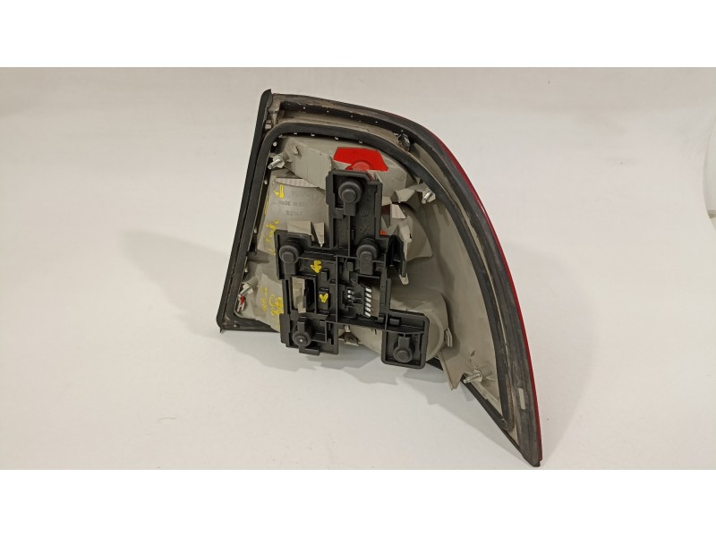 Recambio de piloto trasero izquierdo para opel vectra b berlina básico (1999) referencia OEM IAM 62144 5074 