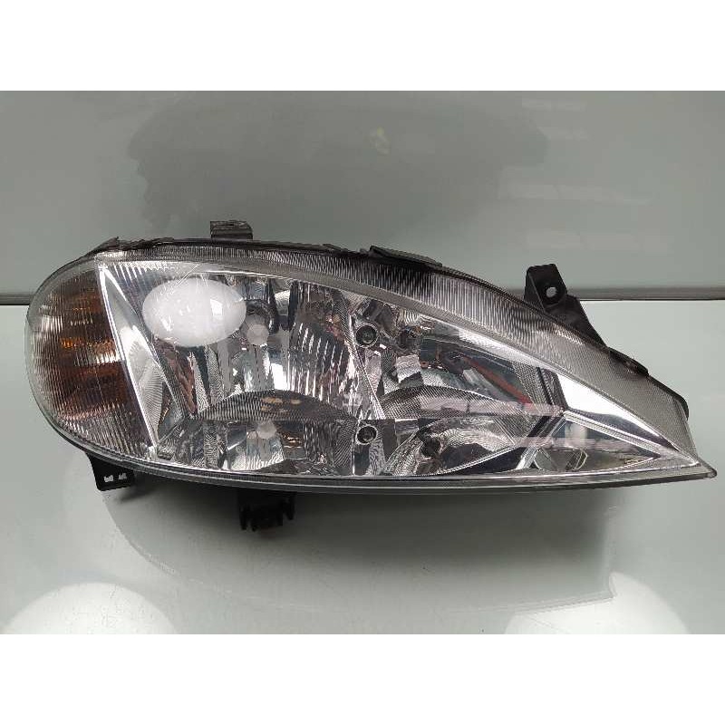 Recambio de faro derecho para renault megane i fase 2 berlina (ba0) 1.6 16v century referencia OEM IAM 7701047095  