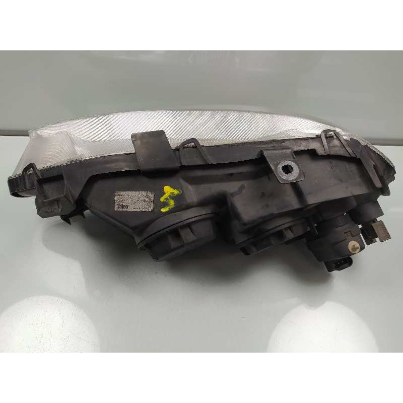 Recambio de faro derecho para renault megane i fase 2 berlina (ba0) 1.6 16v century referencia OEM IAM 7701047095  