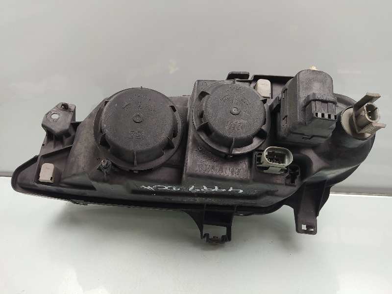 Recambio de faro derecho para renault megane i fase 2 berlina (ba0) 1.6 16v century referencia OEM IAM 7701047095  