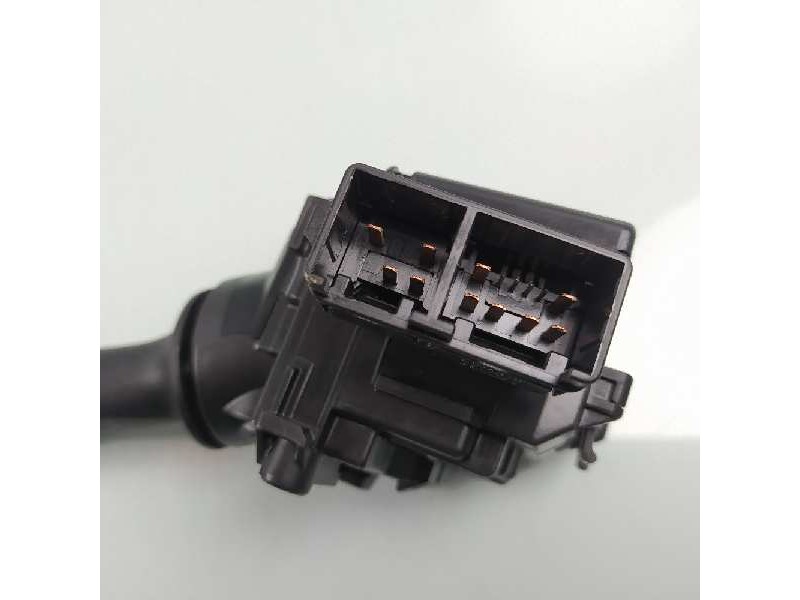 Recambio de mando limpia para toyota auris hybrid advance referencia OEM IAM 0267017F858  