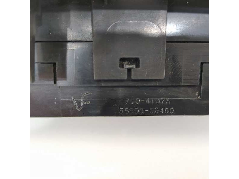 Recambio de mando climatizador para toyota auris hybrid advance referencia OEM IAM 5590002460  