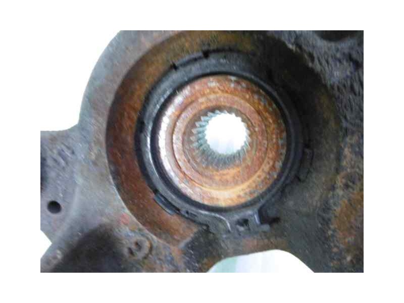 Recambio de mangueta delantera izquierda para renault clio iii emotion referencia OEM IAM   