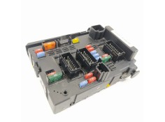 Recambio de caja reles / fusibles para peugeot 206 berlina quicksilver referencia OEM IAM 9657608780 BSMB3 