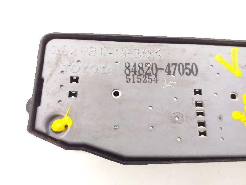 Recambio de mando elevalunas delantero izquierdo para toyota prius (nhw20) basis referencia OEM IAM 8482047050  