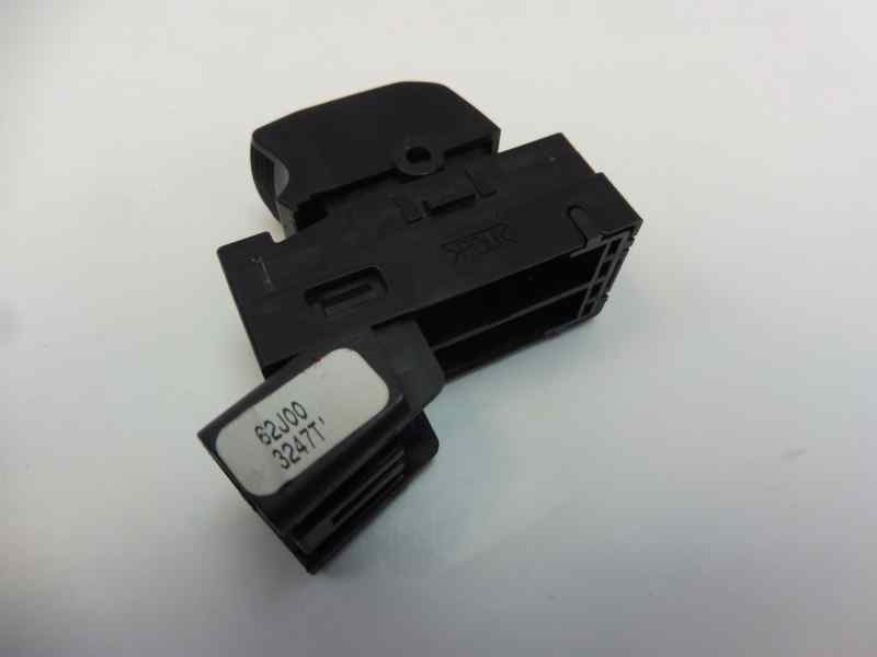 Recambio de mando elevalunas delantero derecho para toyota auris hybrid advance referencia OEM IAM 192801  