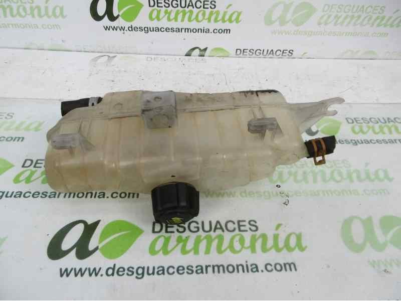 Recambio de deposito expansion para renault clio iii emotion referencia OEM IAM 8200304083  
