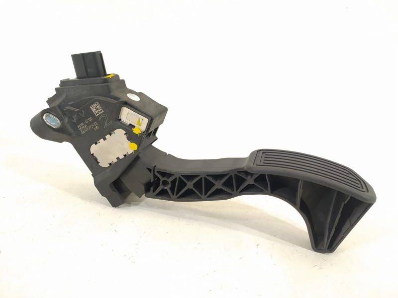 Recambio de potenciometro pedal para toyota auris hybrid advance referencia OEM IAM 7811002120  