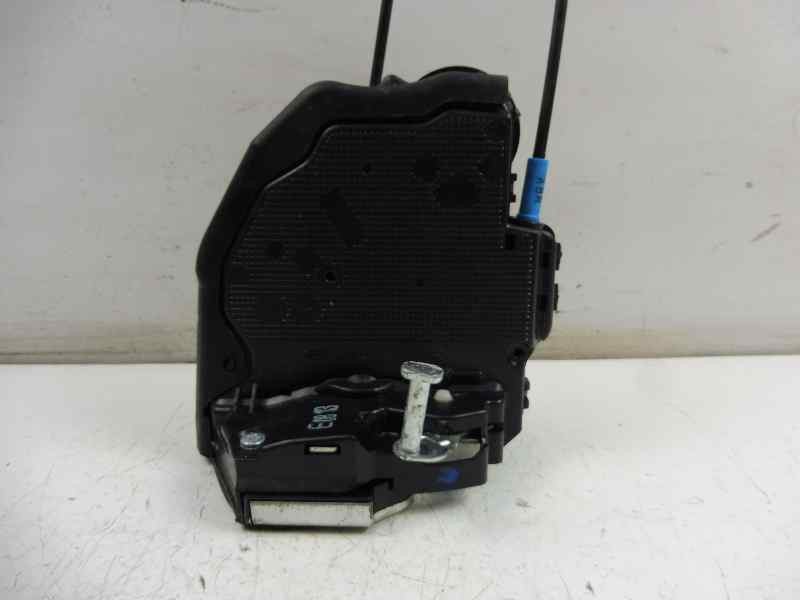 Recambio de cerradura puerta trasera derecha para toyota auris hybrid advance referencia OEM IAM   
