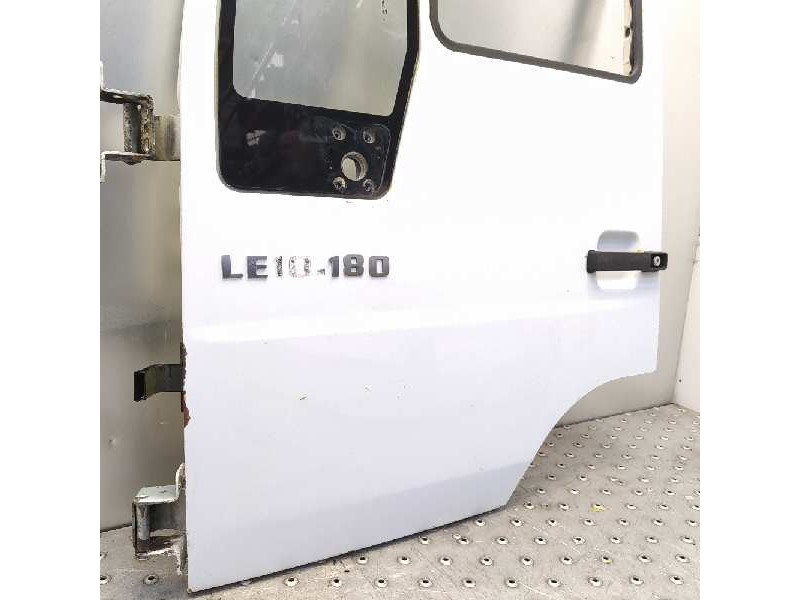 Recambio de puerta delantera izquierda para » otros... man le10180 10153f referencia OEM IAM   