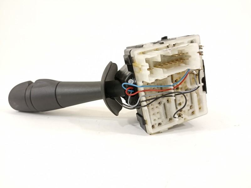 Recambio de mando limpia para renault captur limited referencia OEM IAM 25567985R  