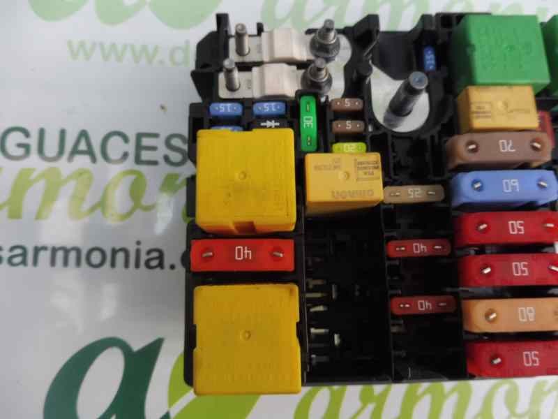 Recambio de caja reles / fusibles para peugeot 308 access referencia OEM IAM 9804848580  