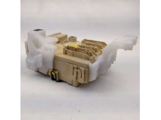 Recambio de caja reles / fusibles para toyota auris hybrid advance referencia OEM IAM 63583367 8273012X80A 8922102331 2