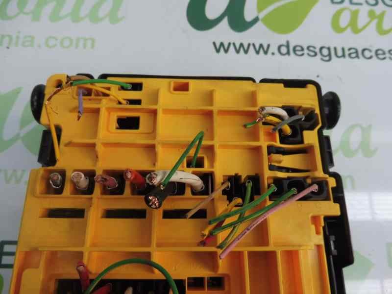 Recambio de caja reles / fusibles para peugeot 308 access referencia OEM IAM 9804848580  